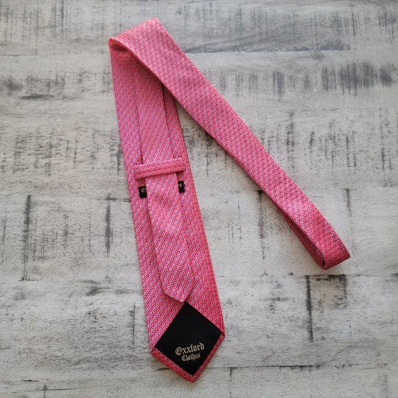 Oxxford Clothes Pink and Purple Geometric Print Silk Tie 61" x 3.25" - Picture 3 of 9